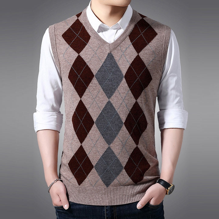 New Fashion Brand Sleeveless Sweater Mens Pullover Vest V Neck Slim Fit Jumpers Knitting Patterns Autumn Casual Clothing Men - Phantomshop21